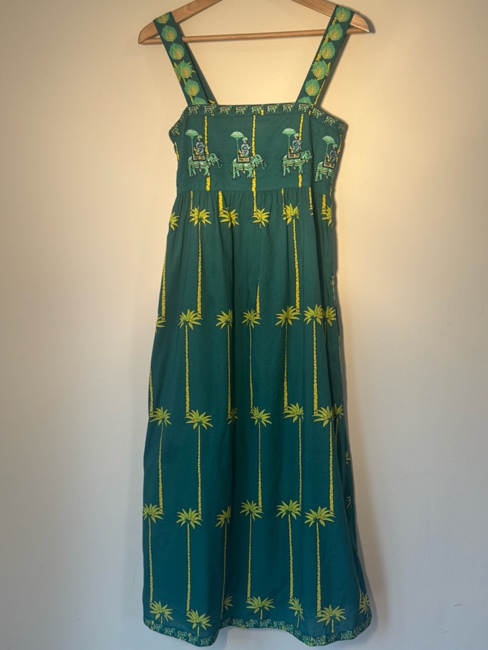 NIMO WITH LOVE Green Elephant and Palm Print Maxi Sundress